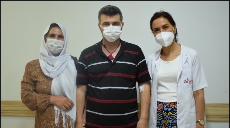 35 g&uuml;nl&uuml;k korona m&uuml;cadelesini kazandı...