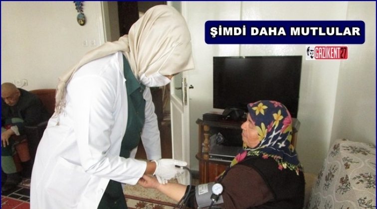 65 yaş &uuml;st&uuml; vatandaşların evleri temizleniyor