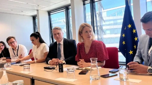 AB’de demokrasi çelişkisi: İmamoğlu'nun adı yok