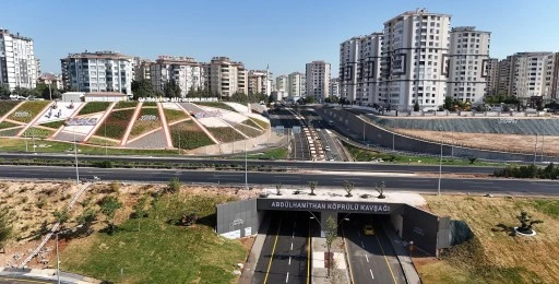 Abd&uuml;lhamit Han K&ouml;pr&uuml;l&uuml; Kavşağı hizmete girdi