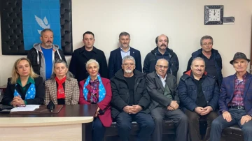 DSP Trabzon'da Genel Bakanı istifaya &ccedil;ağırdılar!