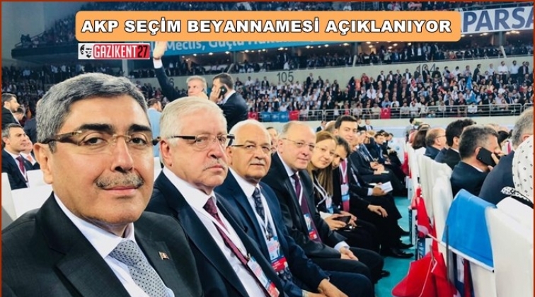 AKP se&ccedil;im beyannamesini a&ccedil;ıklanıyor