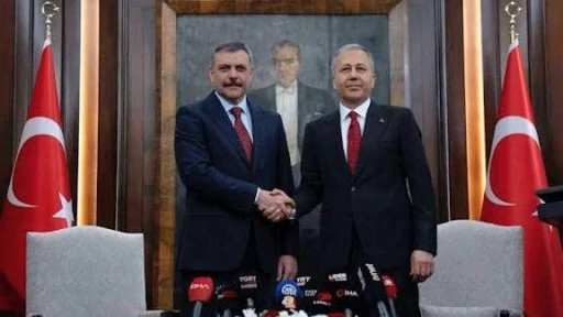 Ali Yerlikaya g&ouml;revini devretti: Ben &ouml;zg&uuml;rl&uuml;ğe gidiyorum...