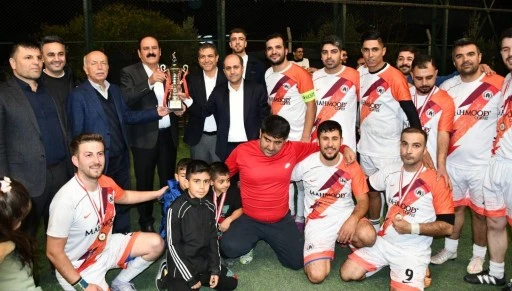 Altunkaya Futbol Turnuvası'nın şampiyonu yine Confy 