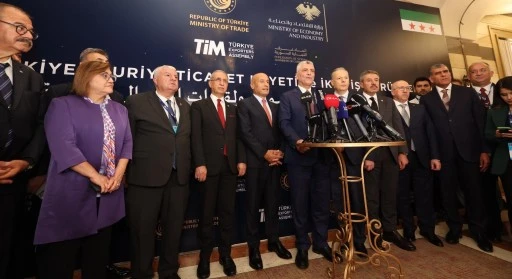 Altunkaya: Suriye&rsquo;ye yatırımın ve ihracatın &ouml;n&uuml;ndeki engeller kaldırılıyor