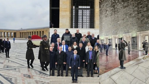Anadolu Basın Birliği Anıtkabir&rsquo;i ziyaret etti...
