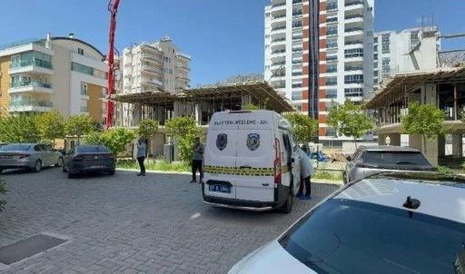 Antalya'da şüpheli kadın ölümü... Vücudunda morluklar tespit edildi!