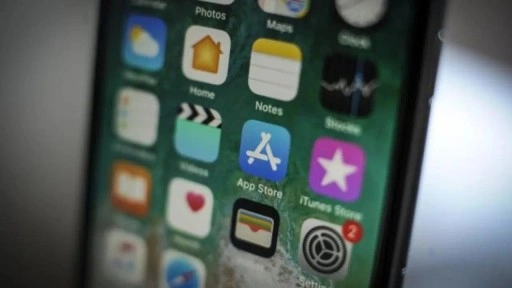 Apple bir uygulamasında reklam gösterince tepki çekti