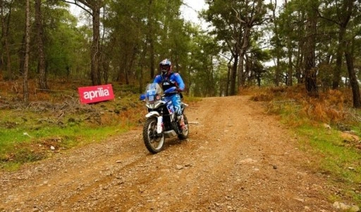 Aprilia Sky Adventure’da bir ilke imza attı