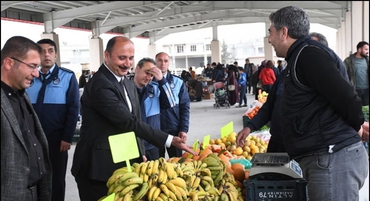 Araban'ın ilk kapalı semt pazarı hizmete girdi