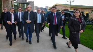 Aşkın Bak ve Bilal Erdoğan AGRO Park’ı gezdi