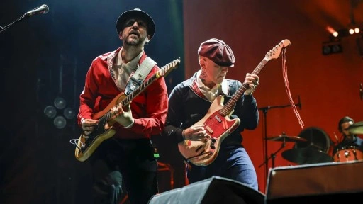 Athena'ya vize engeli: Konser iptal edildi