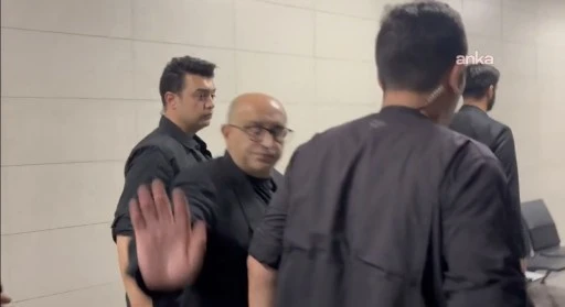 Aziz İhsan Aktaş'a etten duvar &ouml;r&uuml;ld&uuml;, adliyenin ışıkları s&ouml;nd&uuml;r&uuml;ld&uuml;!