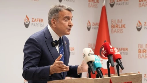 Azmi Karamahmutoğlu: T&uuml;rk halkı AKP h&uuml;k&uuml;metinin &uuml;zerini kire&ccedil;le &ouml;rtecek!