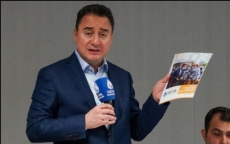 Babacan: A&ccedil;ıklanan enflasyona herkes g&uuml;l&uuml;yor!
