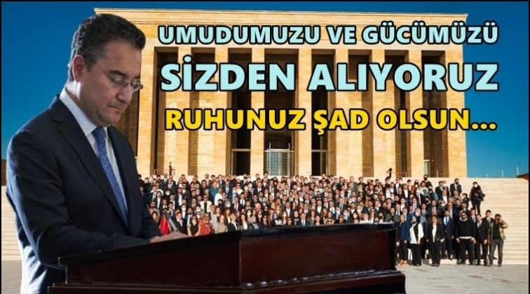 Babacan, Anıtkabir&rsquo;i ziyaret etti...