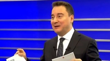 Babacan: Bambaşka bir T&uuml;rkiye'ye uyanacağız!