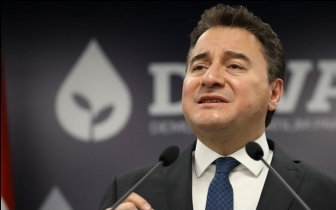 Babacan: Şirketlere ve bankalara baskı yapıyorlar!