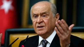 Bahçeli'den Bekir Bozdağ'a tebrik