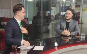 Baş: Bu &uuml;lkede para var ama, vatandaşta değil!