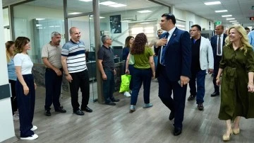 Başkan Umut Yılmaz, personelle bayramlaştı