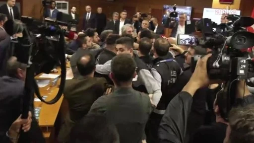 Bayrampaşa'da başkanvekili seçiminde büyük gerginlik!