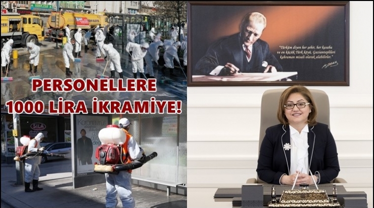 Belediye &ccedil;alışanlarına 1000 lira ikramiye