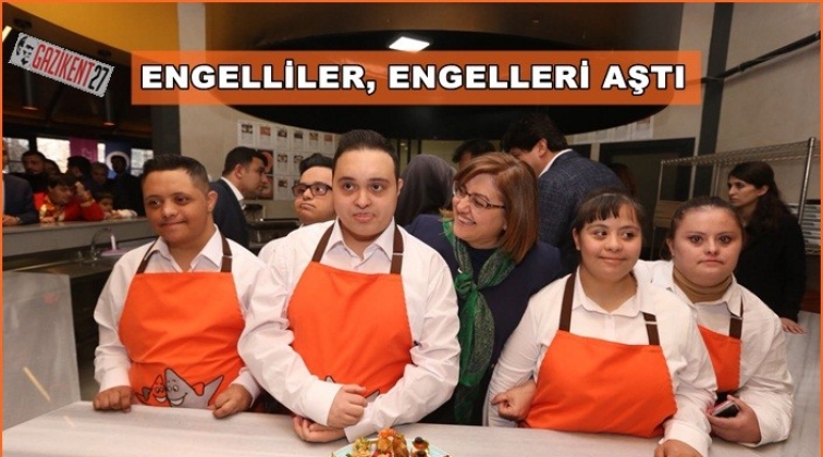 Bir Başka Kafe uğrak mek&acirc;nı oldu