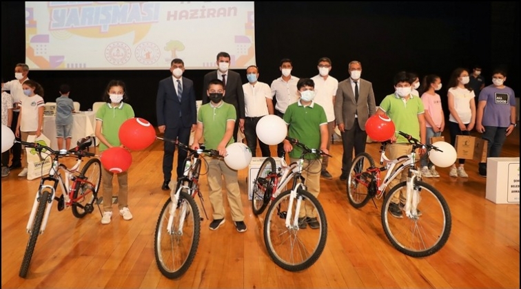 Birinci olmak i&ccedil;in kıyasıya yarıştılar...