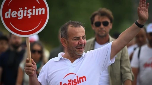 Butlan y&ouml;netiminin ihracını istediği Tanju &Ouml;zcan CHP&rsquo;den istifa etti!