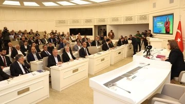 Büyükşehir Belediye Meclisi ilk toplantısını yaptı
