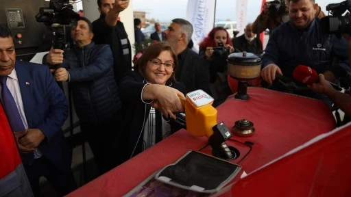 Büyükşehir'den çiftçilere mazot desteği