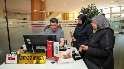 Büyükşehir’in umre programına yoğun ilgi 