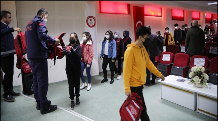 B&uuml;y&uuml;kşehir'den deprem eğitimi...