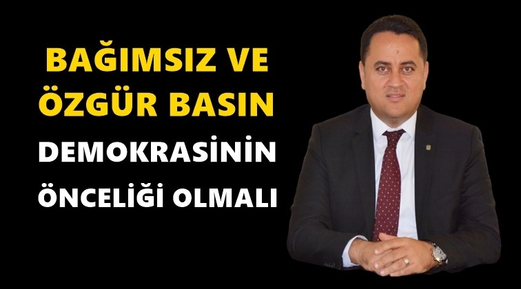 &Ccedil;elikt&uuml;rk, Gazeteciler G&uuml;n&uuml;'n&uuml; kutladı