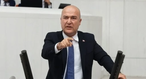 CHP'den ilk &uuml;st d&uuml;zey istifa geldi