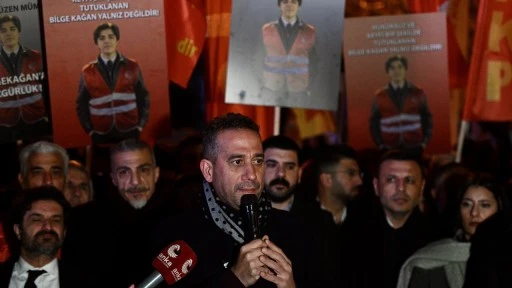 CHP'den tutuklanan Bilgekağan Şarbat i&ccedil;in Kadık&ouml;y&rsquo;de eylem!