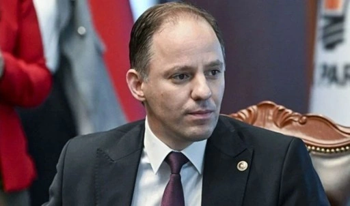 Deniz Yavuzyılmaz, İmamoğlu'nun mesajını gençlere iletti