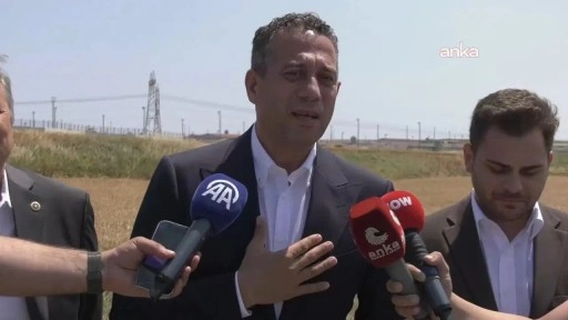 CHP heyeti İmamoğlu'nu ziyaret etti: 'Bir milim geri adım atmayacağız'