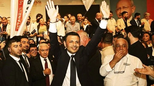 CHP İstanbul İl Kongresi iptal edildi! Özgür Çelik ve yönetimi görevden alındı, Gürsel Tekin kayyum olarak atandı!