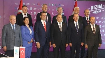 CHP&rsquo;li 11 belediye başkanından ortak a&ccedil;ıklama&hellip; 