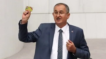 CHP&rsquo;li Sertel&rsquo;den internet siteleri ile ilgili d&uuml;zenlemeye tepki