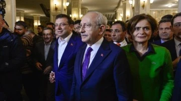 CHP lideri Kılı&ccedil;daroğlu İstanbul'a d&ouml;nd&uuml;