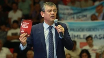 Özgür Özel: CHP sağa kaydı ama biz düzelteceğiz!