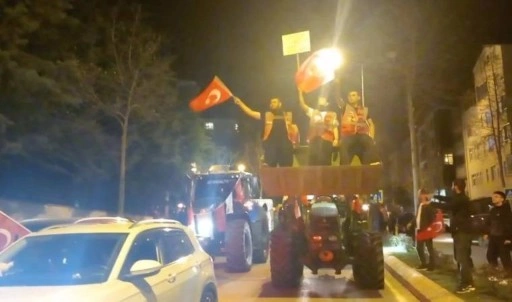 Çiftçilerden İmamoğlu'na traktörle destek yürüyüşü