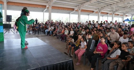 &Ccedil;ocuk Tiyatrosu ve &Ccedil;ocuk Şenliği devam ediyor
