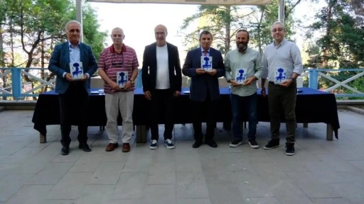 Cumhuriyet ve Mizah Akşehir’de Buluştu