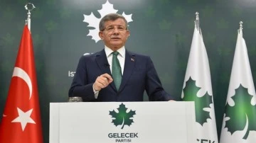 Davutoğlu: Bah&ccedil;eli, Erdoğan&rsquo;ın liderliğini sınıyor