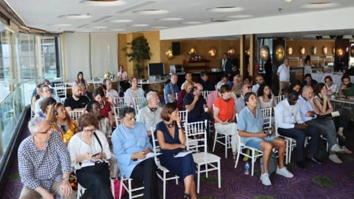 DEM Parti: Öcalan ile görüşmek için Türkiye’ye 39 kişilik yabancı heyet geldi