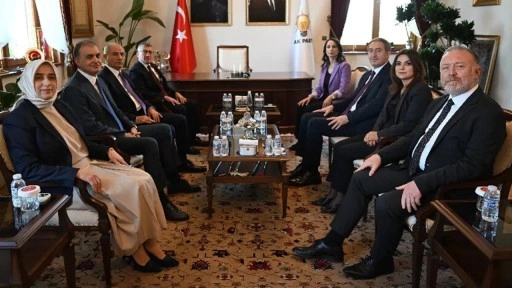 DEM Parti ve AKP arasında çatlak: 'Çağrılara kulak tıkandı'